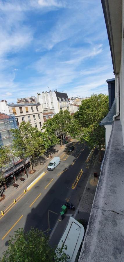 Hotel Des Pyrenees - Entre Bastille Et Nation Paris Exteriör bild